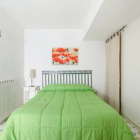 Il Vicolo - Bilocale In Centro A Con Cucina E Patio, Fino A 3 Persone Apartment *
